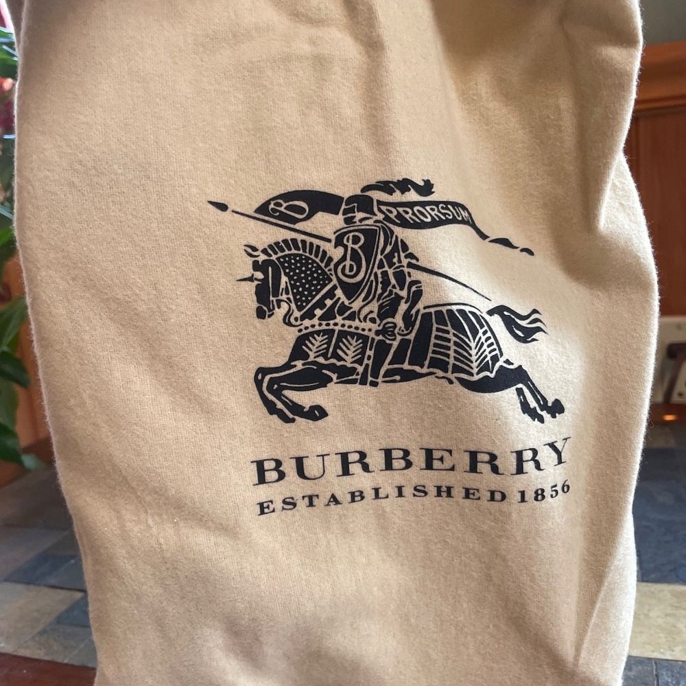 Burberry espadrille sandals - Picture 9 of 9